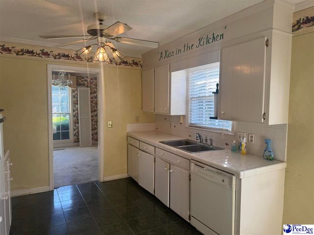 446 S Thomas Road, Florence, SC 29501