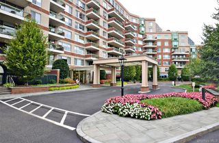 111 Cherry Valley Avenue M6, Garden City, NY 11530