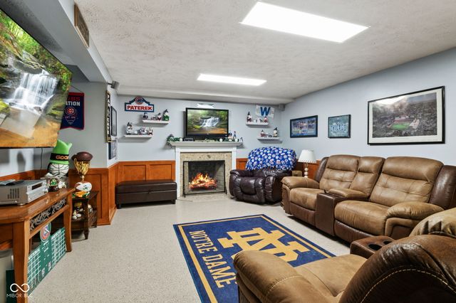 3380 Calcutta Drive, Greenwood, IN 46143