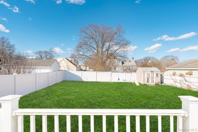 22 Francine Drive N, Massapequa, NY 11758