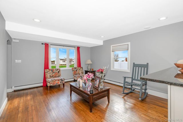 22 Francine Drive N, Massapequa, NY 11758