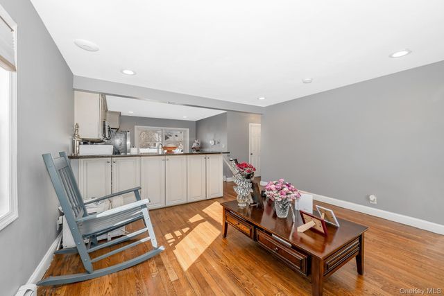 22 Francine Drive N, Massapequa, NY 11758