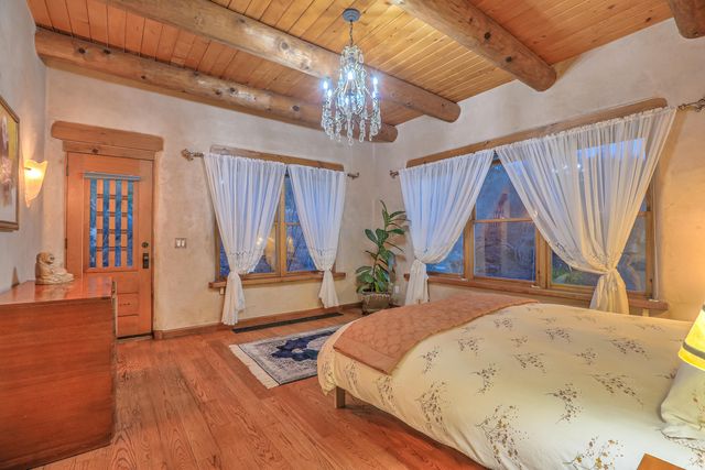 8 La Luz Trail NE, Albuquerque, NM 87122