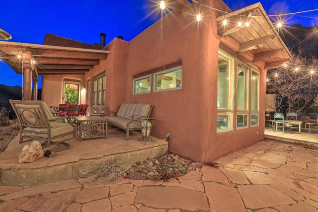 8 La Luz Trail NE, Albuquerque, NM 87122