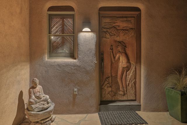 8 La Luz Trail NE, Albuquerque, NM 87122