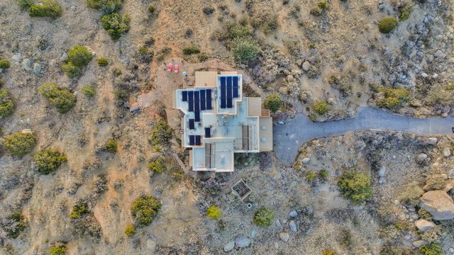 8 La Luz Trail NE, Albuquerque, NM 87122