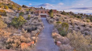 8 La Luz Trail NE, Albuquerque, NM 87122