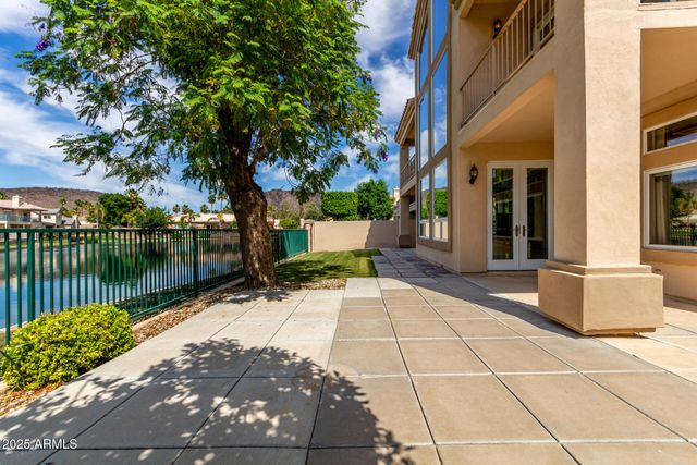 5812 W DEL LAGO Circle, Glendale, AZ 85308