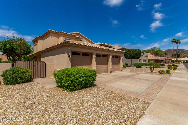 5812 W DEL LAGO Circle, Glendale, AZ 85308