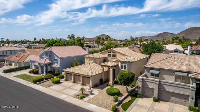 5812 W DEL LAGO Circle, Glendale, AZ 85308