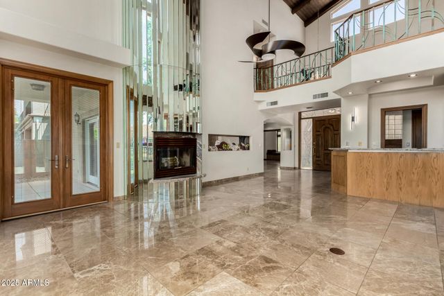 5812 W DEL LAGO Circle, Glendale, AZ 85308