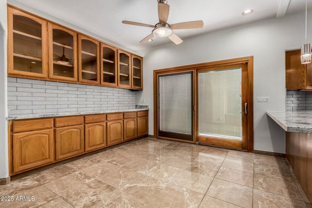 5812 W DEL LAGO Circle, Glendale, AZ 85308