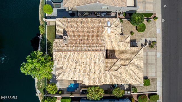 5812 W DEL LAGO Circle, Glendale, AZ 85308