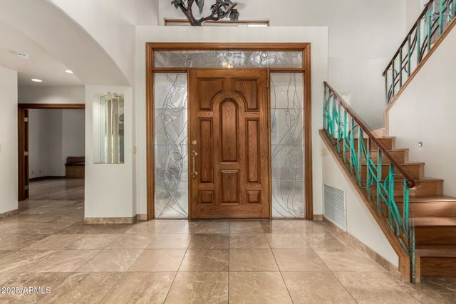 5812 W DEL LAGO Circle, Glendale, AZ 85308