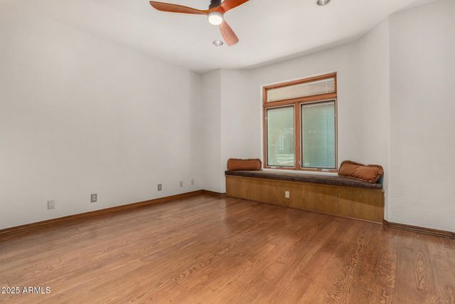 5812 W DEL LAGO Circle, Glendale, AZ 85308