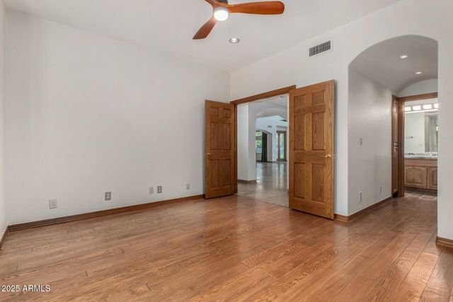 5812 W DEL LAGO Circle, Glendale, AZ 85308