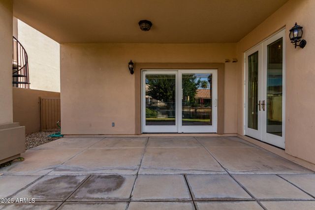 5812 W DEL LAGO Circle, Glendale, AZ 85308