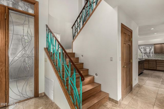 5812 W DEL LAGO Circle, Glendale, AZ 85308