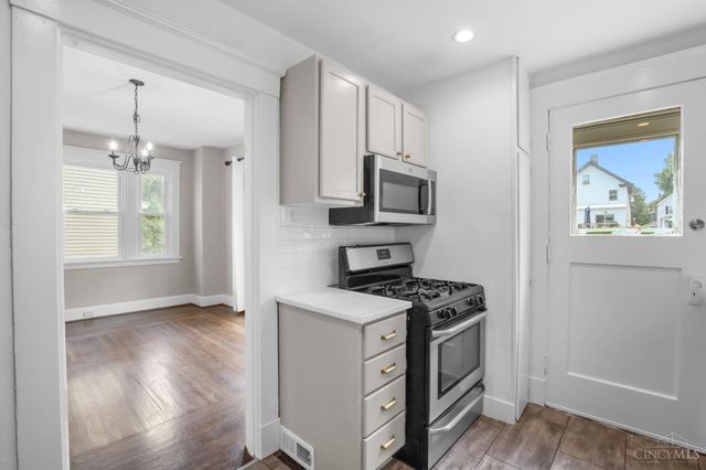 2725 Alberts Court, Cincinnati, OH 45209