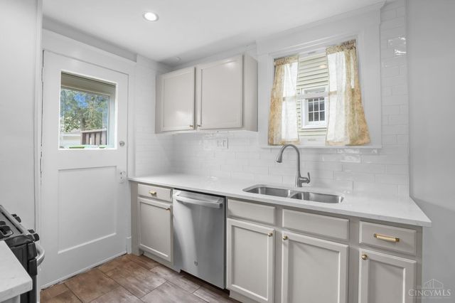 2725 Alberts Court, Cincinnati, OH 45209