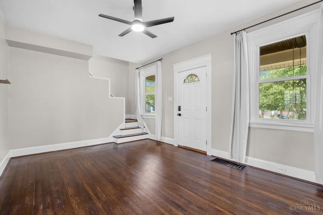 2725 Alberts Court, Cincinnati, OH 45209