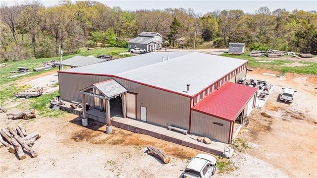 18943 Highway 62, Garfield, AR 72732