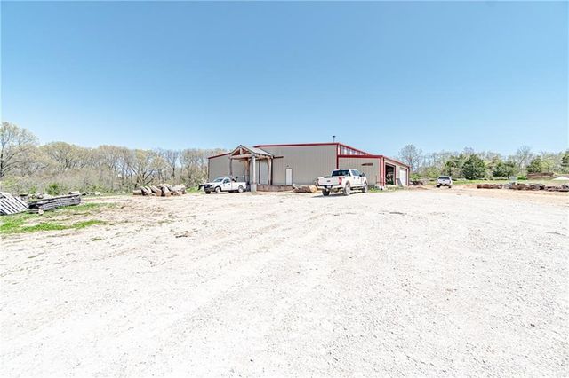 18943 Highway 62, Garfield, AR 72732