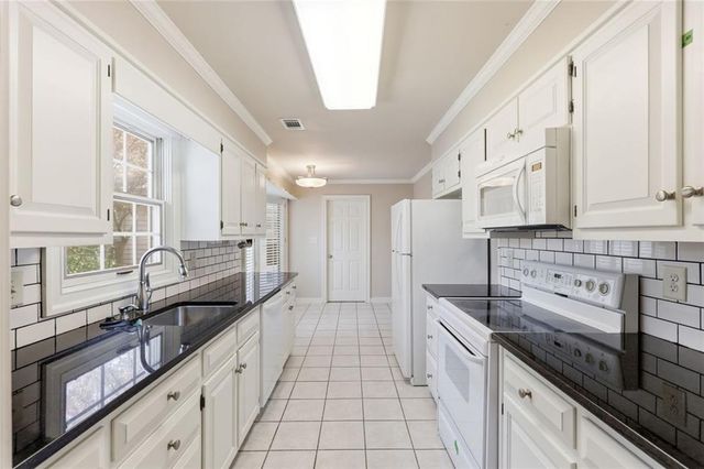 510 Bradford Street NW, Gainesville, GA 30501