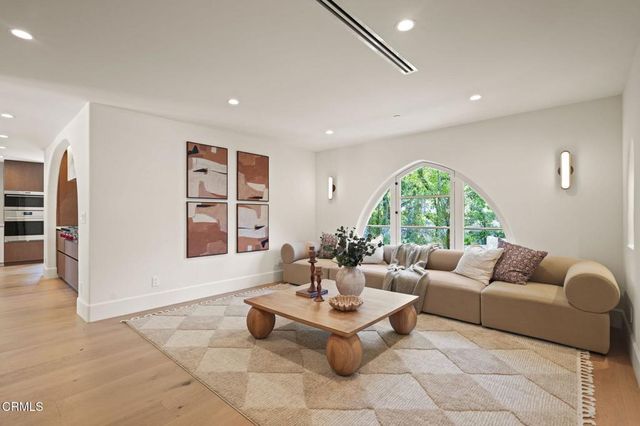 620 S Allen Avenue, San Marino, CA 91108