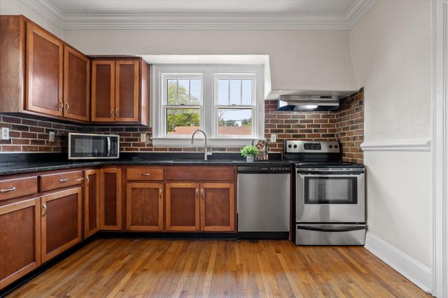 1700 Vance Avenue, Chattanooga, TN 37404