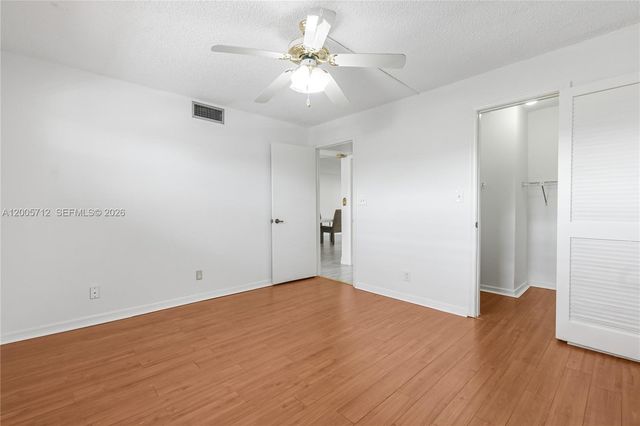 711 S Hollybrook Dr 209, Pembroke Pines, FL 33025