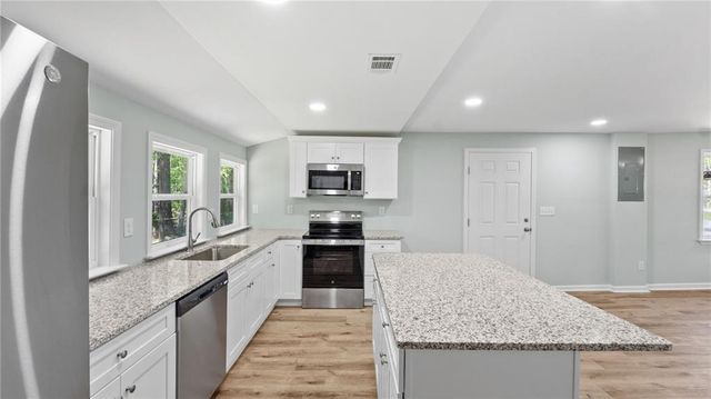 3917 Dallas Acworth NW Highway, Acworth, GA 30101