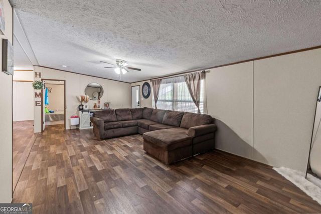 2261 Barnes Drive, Gainesville, GA 30507
