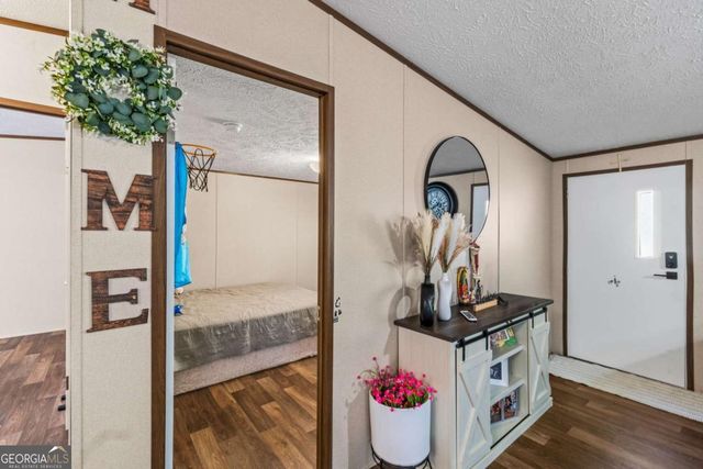 2261 Barnes Drive, Gainesville, GA 30507