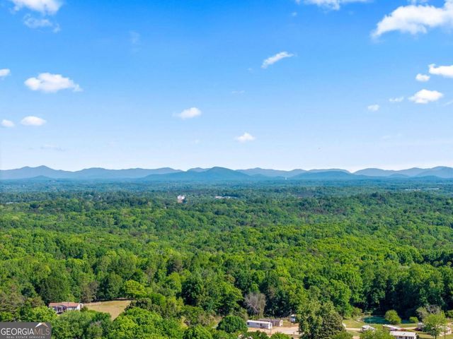 2261 Barnes Drive, Gainesville, GA 30507