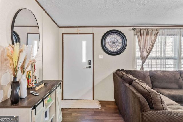 2261 Barnes Drive, Gainesville, GA 30507