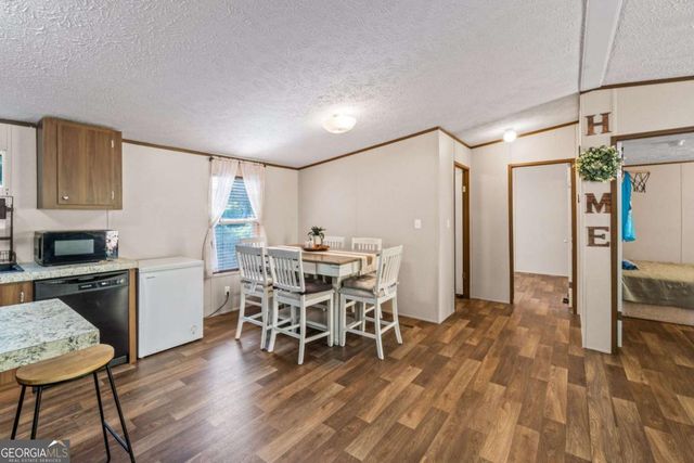 2261 Barnes Drive, Gainesville, GA 30507