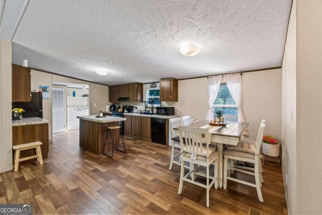 2261 Barnes Drive, Gainesville, GA 30507