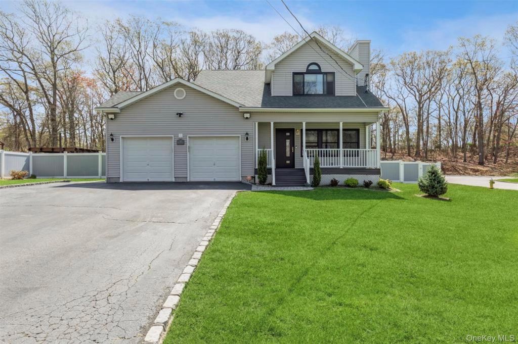 12 Midvale Avenue, Port Jefferson, NY 11777