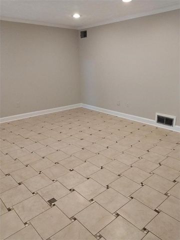 150 Powers Ferry Manor SE, Marietta, GA 30067