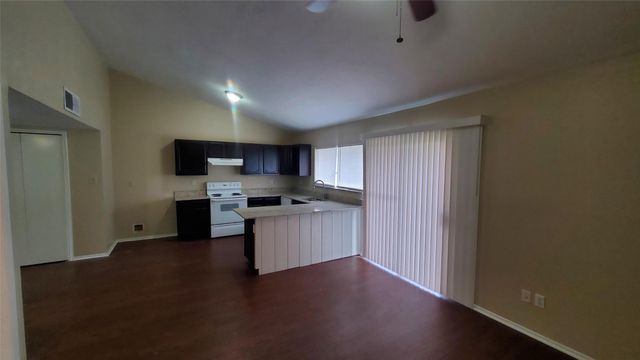 1125 Greenbriar Lane, Lancaster, TX 75146