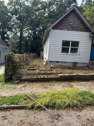 997 Ira SW Street, Atlanta, GA 30310