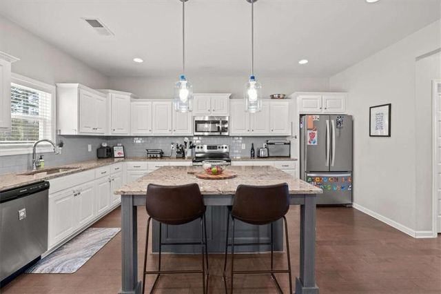 103 River Birch Drive, Carrollton, GA 30116