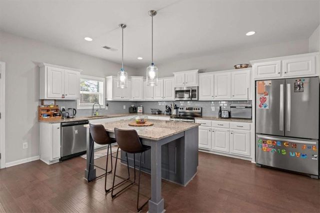 103 River Birch Drive, Carrollton, GA 30116