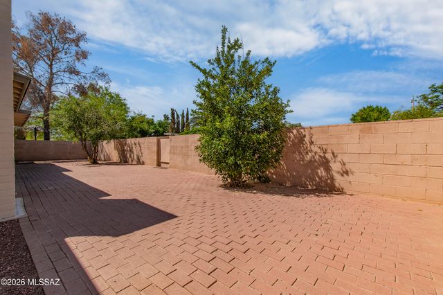 230 W Bilby Road, Tucson, AZ 85706