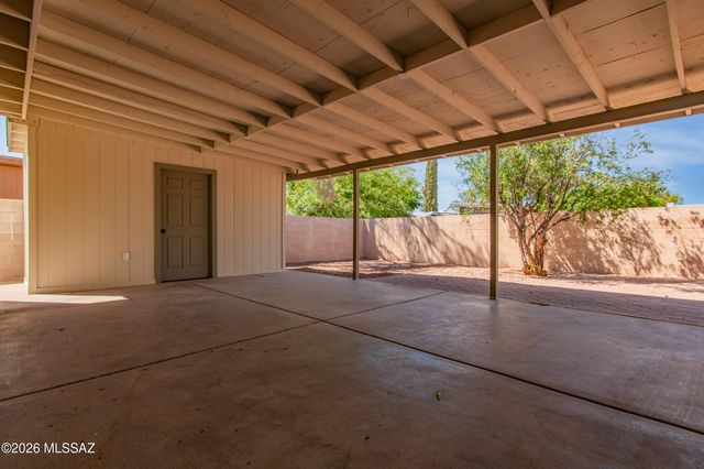 230 W Bilby Road, Tucson, AZ 85706