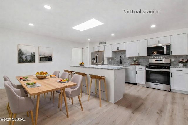 230 W Bilby Road, Tucson, AZ 85706