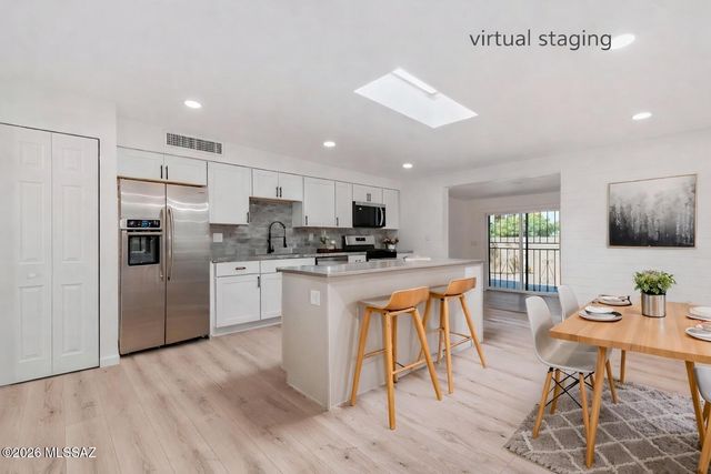 230 W Bilby Road, Tucson, AZ 85706