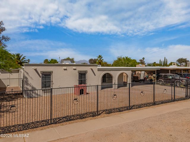 230 W Bilby Road, Tucson, AZ 85706