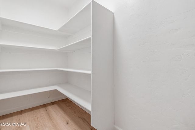 230 W Bilby Road, Tucson, AZ 85706